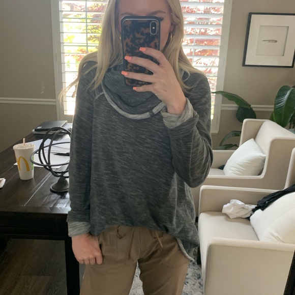 FREE PEOPLE Cowl Neck pull over - Picture 6 of 6